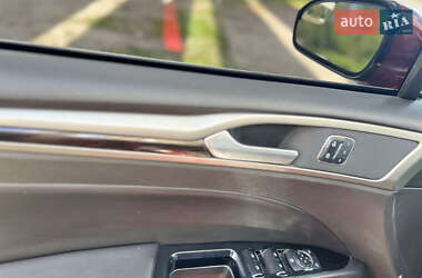 Седан Ford Fusion 2014 в 