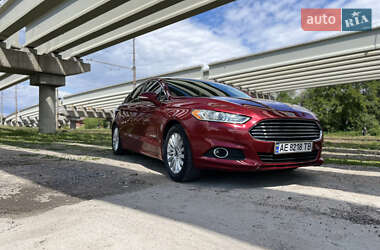 Седан Ford Fusion 2014 в 