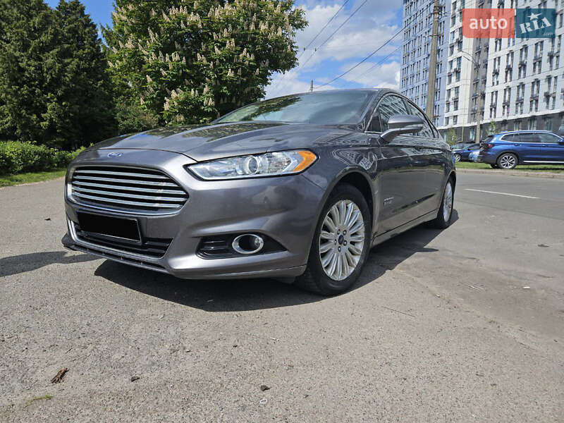 Седан Ford Fusion 2014 в Киеве
