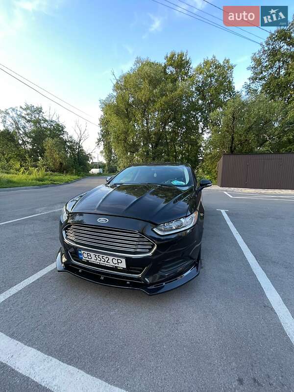 Седан Ford Fusion 2014 в 
