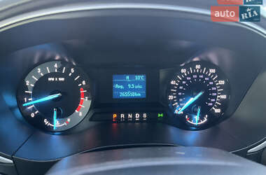 Седан Ford Fusion 2015 в 