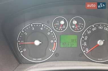 Хэтчбек Ford Fusion 2005 в 