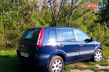 Седан Ford Fusion 2010 в 