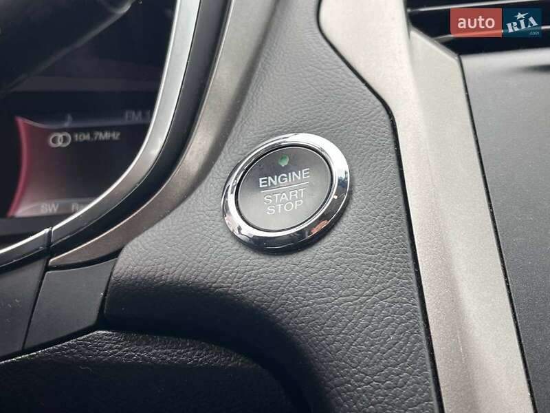 Седан Ford Fusion 2017 в Львове