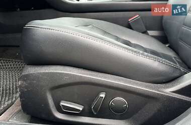 Седан Ford Fusion 2017 в 