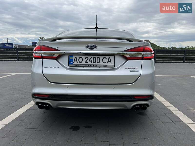 Седан Ford Fusion 2016 в Мукачево