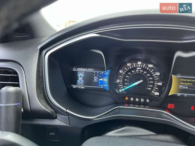 Седан Ford Fusion 2016 в Мукачево