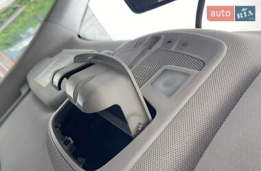 Седан Ford Fusion 2012 в 