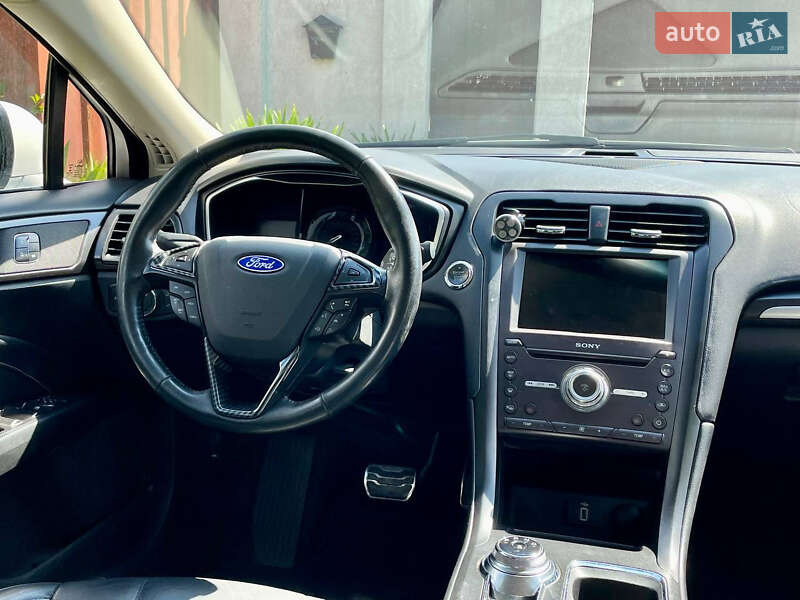 Седан Ford Fusion 2016 в Киеве