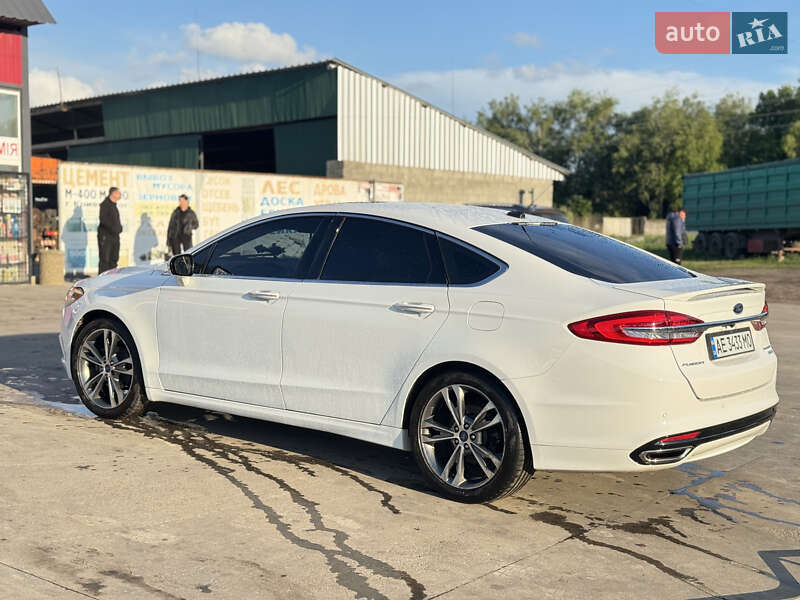 Седан Ford Fusion 2017 в Дніпрі