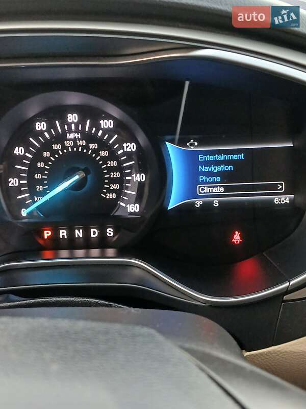 Седан Ford Fusion 2016 в Дніпрі