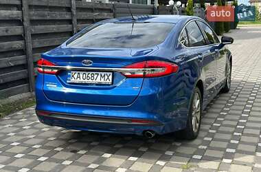 Седан Ford Fusion 2017 в 
