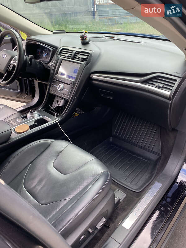 Седан Ford Fusion 2018 в Києві