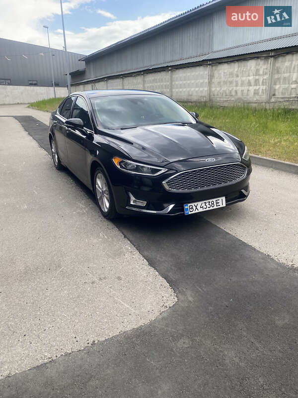 Седан Ford Fusion 2018 в Києві