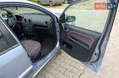 Хэтчбек Ford Fusion 2007 в 