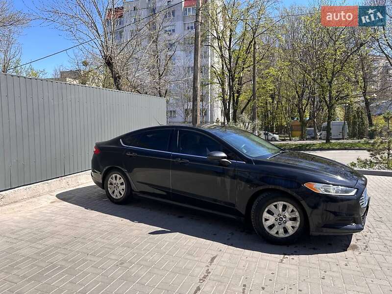 Седан Ford Fusion 2014 в Хмельницькому
