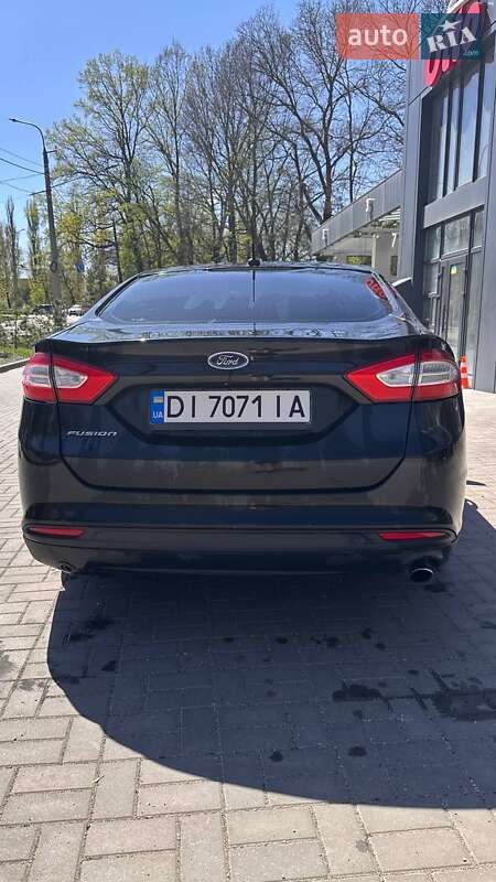 Седан Ford Fusion 2014 в Хмельницькому