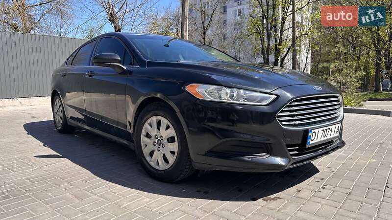Седан Ford Fusion 2014 в Хмельницькому