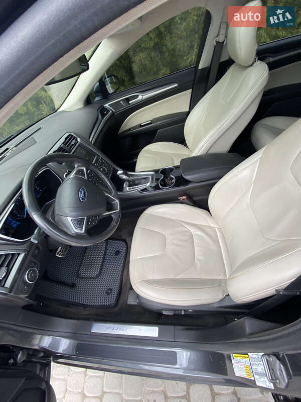 Седан Ford Fusion 2014 в Тернополе