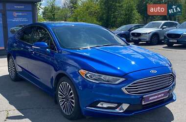Седан Ford Fusion 2017 в 