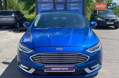 Седан Ford Fusion 2017 в 