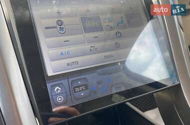 Седан Ford Fusion 2017 в 