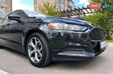 Седан Ford Fusion 2014 в 