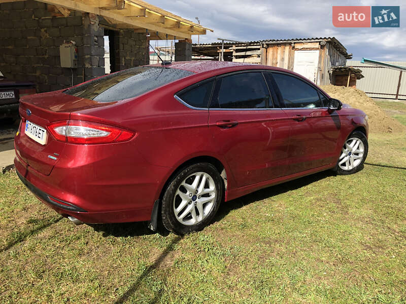 Седан Ford Fusion 2015 в Надворной фото 15 Седан Ford Fusion 2015 в Надворной