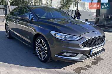 Седан Ford Fusion 2017 в Миргороді