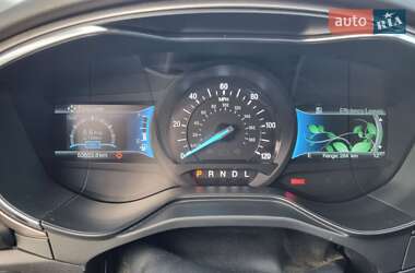 Седан Ford Fusion 2019 в 