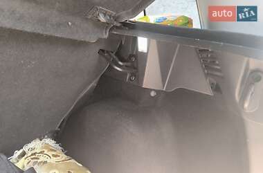 Хэтчбек Ford Fusion 2005 в 