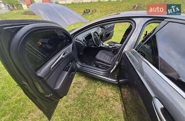 Седан Ford Fusion 2015 в 