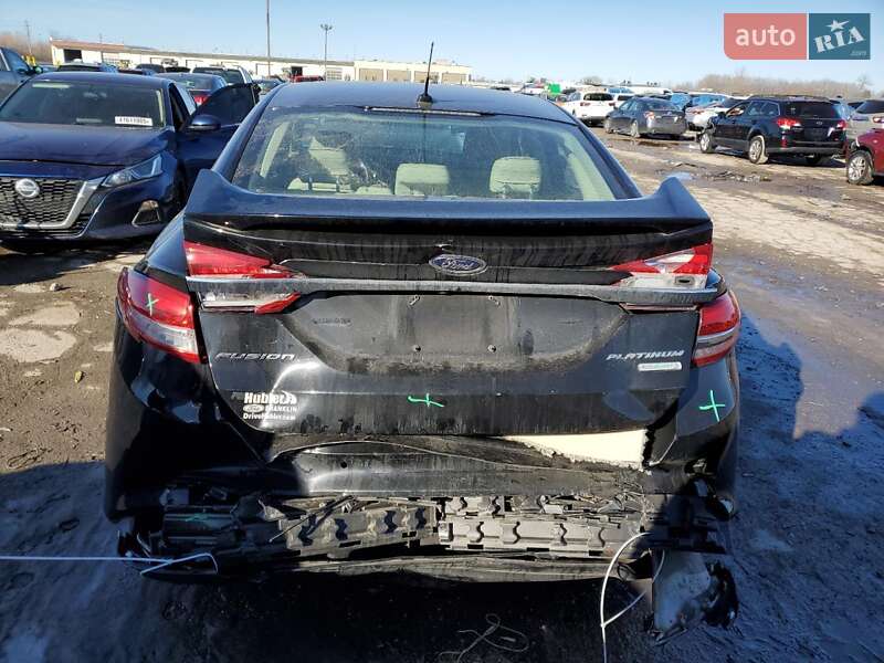 Седан Ford Fusion 2017 в Львове