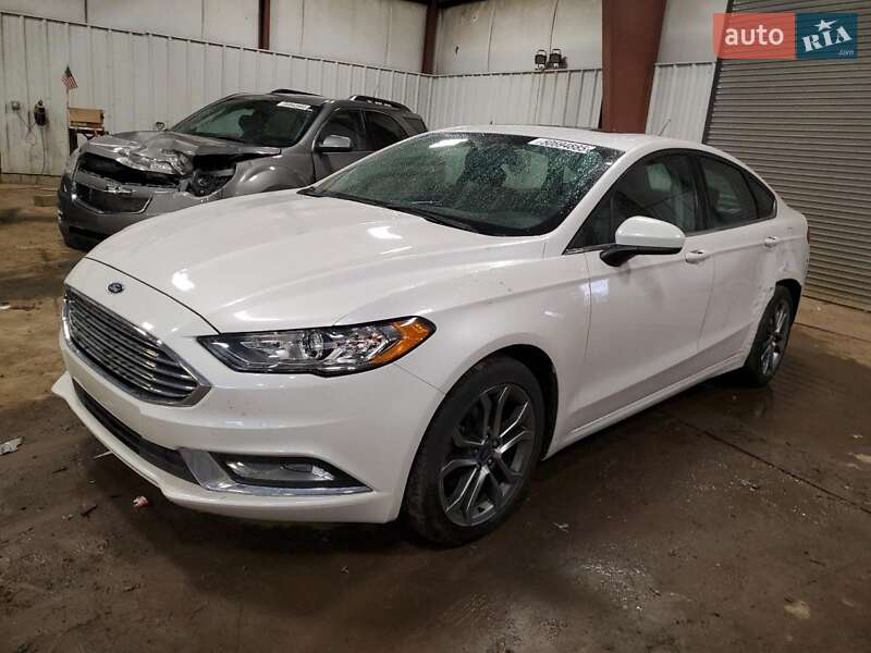 Седан Ford Fusion 2017 в Львове