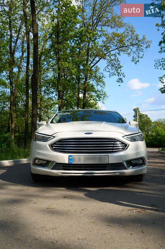 Седан Ford Fusion 2016 в Києві
