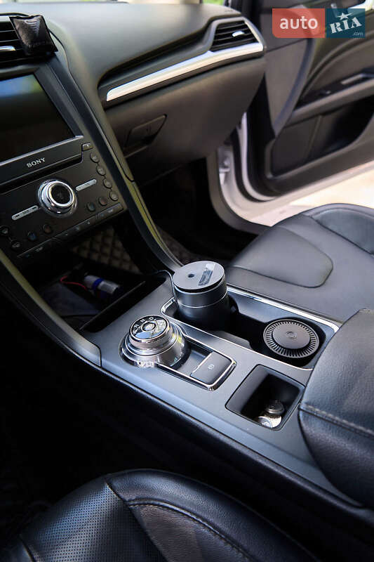 Седан Ford Fusion 2016 в Києві