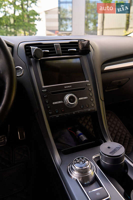 Седан Ford Fusion 2016 в Києві