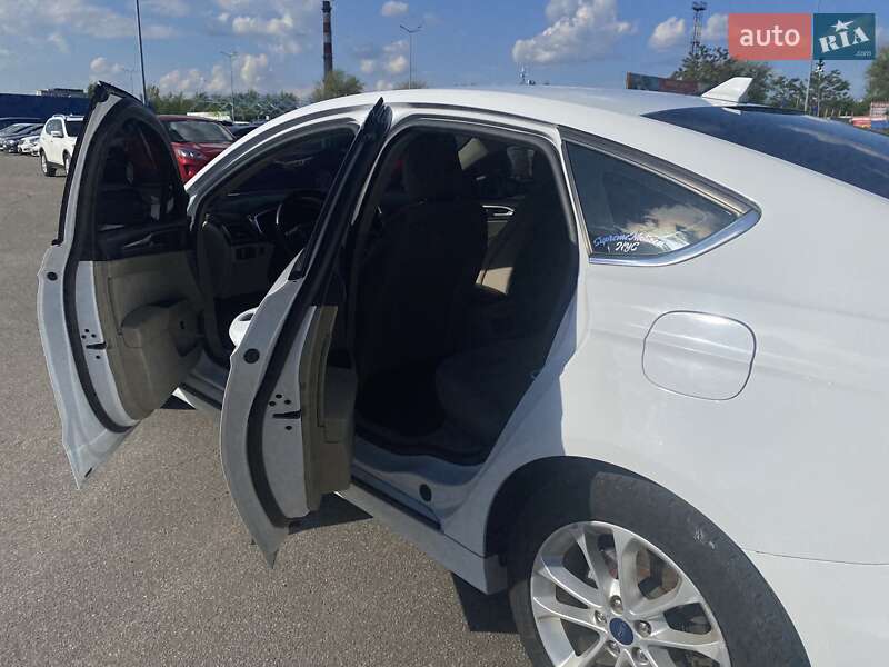 Седан Ford Fusion 2019 в Днепре
