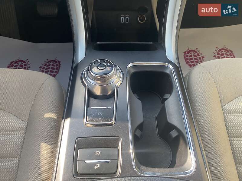 Седан Ford Fusion 2019 в Днепре