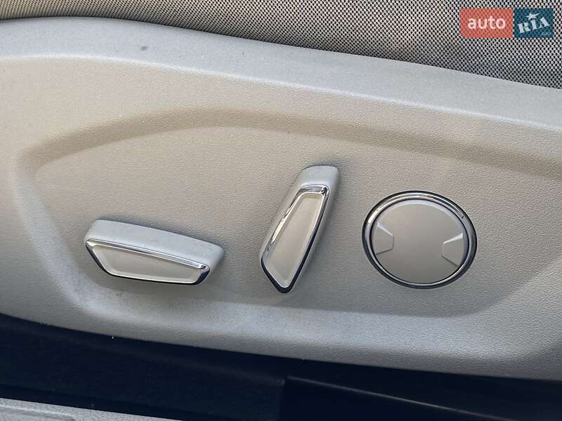 Седан Ford Fusion 2019 в Днепре