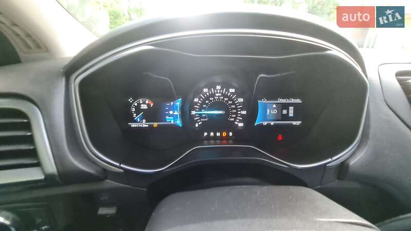 Седан Ford Fusion 2015 в Києві