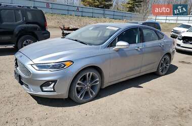 Ford Fusion 2020