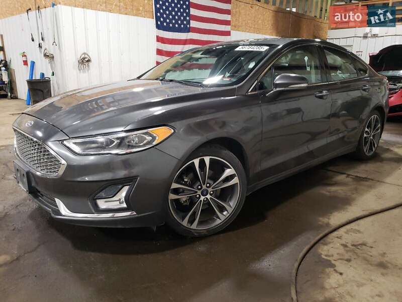 Седан Ford Fusion 2020 в 