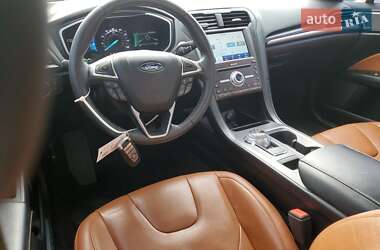 Седан Ford Fusion 2020 в 