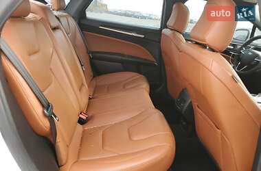 Седан Ford Fusion 2020 в 