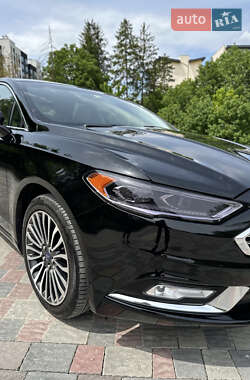 Седан Ford Fusion 2017 в 
