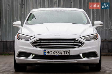 Седан Ford Fusion 2018 в 