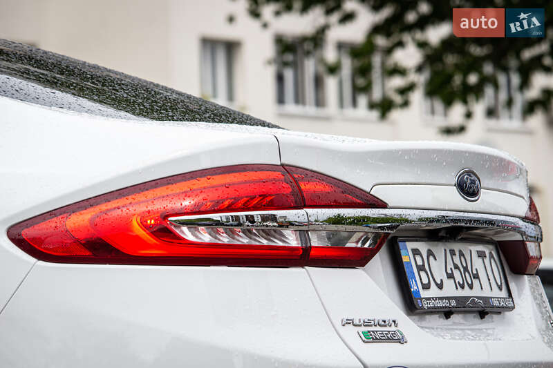 Седан Ford Fusion 2018 в Львове фото 18 Седан Ford Fusion 2018 в Львове