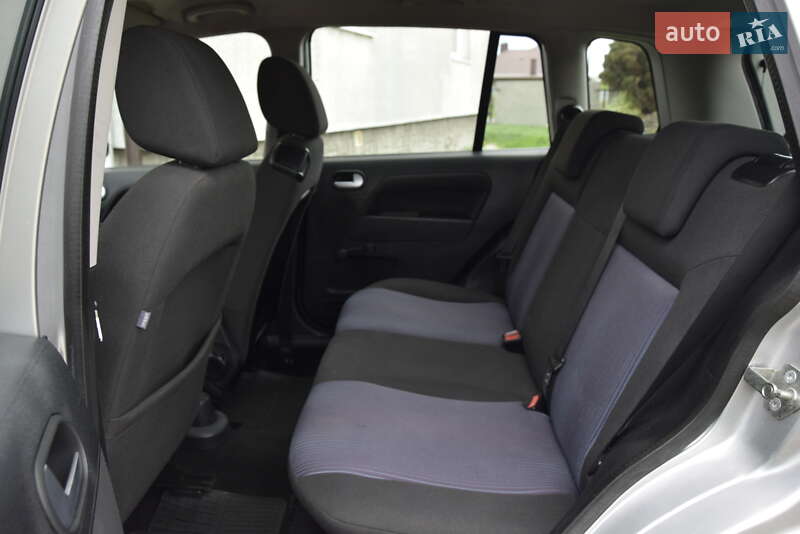 Хэтчбек Ford Fusion 2007 в Турийске