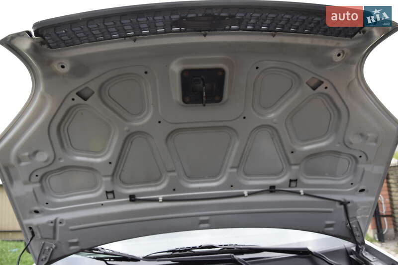 Хэтчбек Ford Fusion 2007 в Турийске